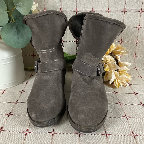 Naturalizer “Sutton” Brown Suede Leather Faux Fur Ankle Boots Size 5M NWOB - Picture 10 of 10